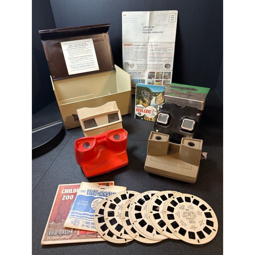 Vintage‎ View-Master Lot – 4 Viewers, Case & Reels